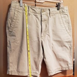 Men's Old Navy 32" Shorts